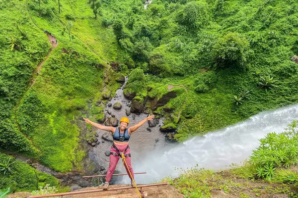 When is the best time to hike Sipi Falls and what should you pack?